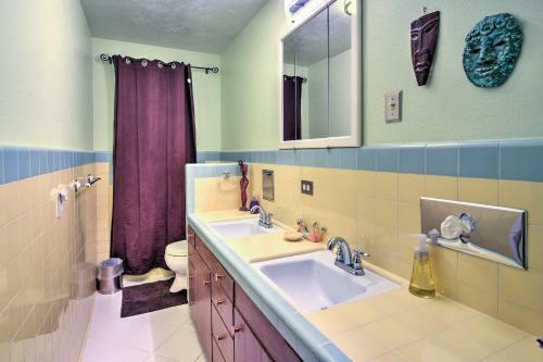 Downtown Anchorage Home, 1 Block To Coastal Trail!
