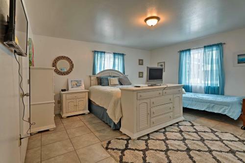 Expansive Getaway About 2 Miles To Mendenhall Glacier!