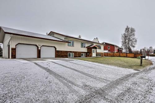Fairbanks Alaskan Abode, 1 Mi To Pioneer Park