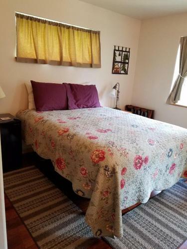 Bed & Breakfast Glacier Creek Lodging