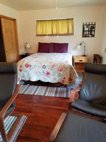 Bed & Breakfast Glacier Creek Lodging