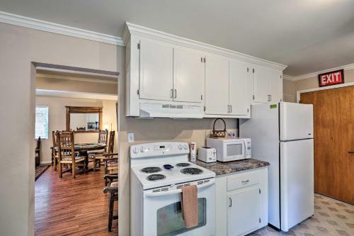 Bisbee House With Private Yard, Parking, Grill!