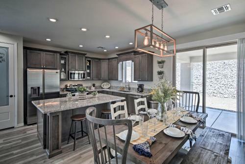 Luxe 2020 Home With Ohv Access, 5 Mi To Lake Mohave!