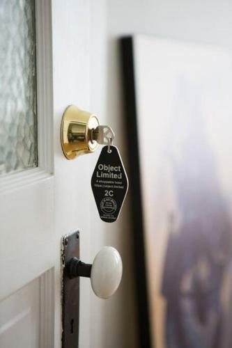 Object Hotel 1br Shared Bath Room 2c