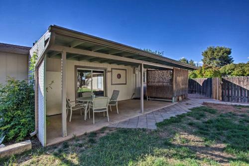 S Cottonwood Home With Yard, 3 Mi To Main St