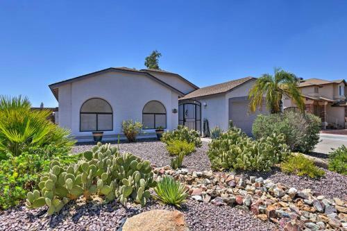 Glendale Home With Pool - Walk To Nfl And Nhl Games!