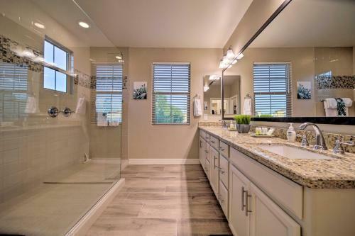 Rio Paseo Retreat With Private Patio And Pool Access!
