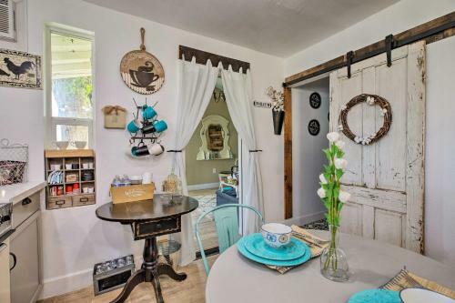 Tolleson Cottage On 1 Acre, 2 Miles To Ism Raceway