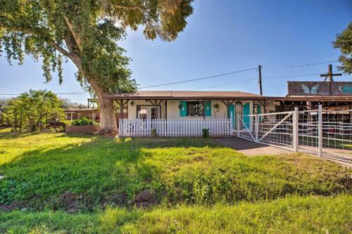 Tolleson Cottage On 1 Acre, 2 Miles To Ism Raceway