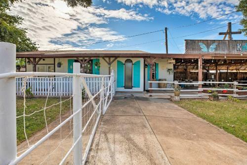 Tolleson Cottage On 1 Acre, 2 Miles To Ism Raceway