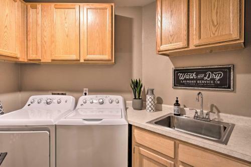 Havasu Mtn View Escape With Pool And Boat Parking