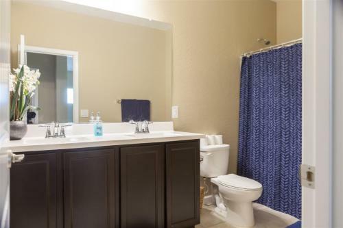 1367 S Country Club Dr #1204, Mesa