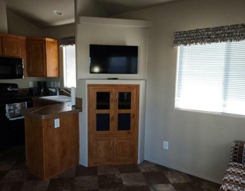 Mesa Spirit Park Model Premium 3 - Entire Home 55 Plus Community