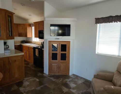 Mesa Spirit Park Model Premium 5 - Entire Home 55 Plus Community