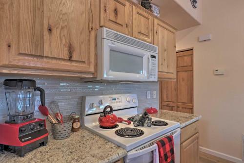 Overgaard Cabin At Bison Ranch With Grill And Deck