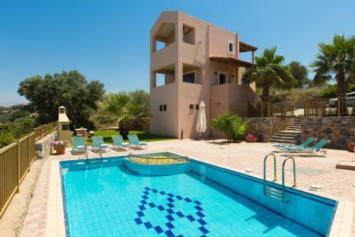 Maroulas Villas Ioanna & Stavros, Stunning Views!
