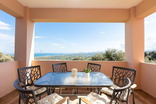 Maroulas Villas Ioanna & Stavros, Stunning Views!