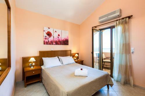 Maroulas Villas Ioanna & Stavros, Stunning Views!