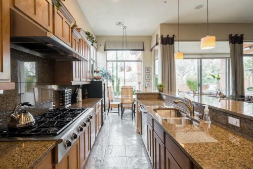 All-suite Home Located In North Phoenix Home