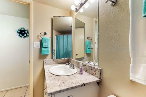 Arcadia Condo