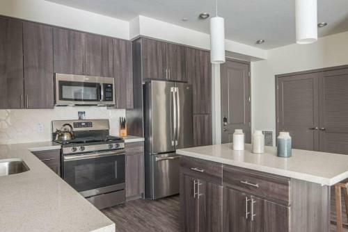 Apartamento Wanderjaunt - Chic Central Phoenix Apts