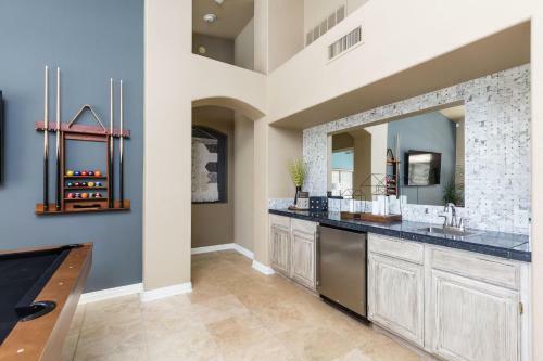 Scottsdale - 5821 E Aire Libre Ave
