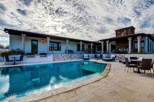 Scottsdale - 6303 N 33rd St