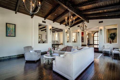Scottsdale - 6303 N 33rd St