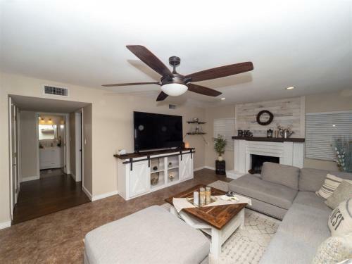 4046 W Avenida Del Sol, Glendale