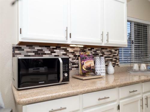 4046 W Avenida Del Sol, Glendale