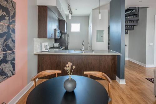Luxury Biltmore Apartments By Wanderjaunt