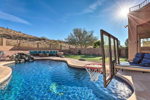 Phoenix Retreat With Outdoor Oasis And Game Room!
