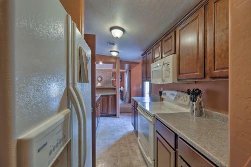 Quiet Prescott Forest Retreat Cottage With Patio!
