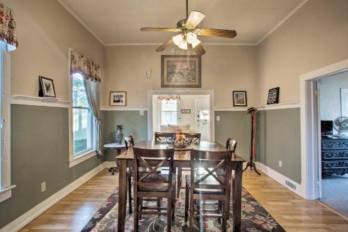 Serendipity Cottage With Yard, Walk To Town And Dining!
