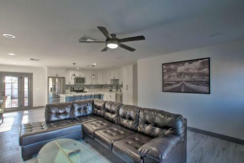 Upscale Scottsdale Oasis With Private Hot Tub And Bbq!