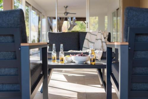 Desert Oasis W/ Pool, Table Tennis, & Fire Pit ? Caspian By Avantstay