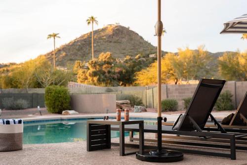 Desert Oasis W/ Pool, Table Tennis, & Fire Pit ? Caspian By Avantstay