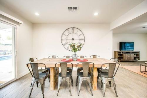 Amazing Modern Remodel Near Old Town With Heated Pool