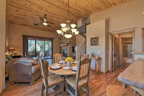 Cozy Torreon Cottage With Deck In Show Low!