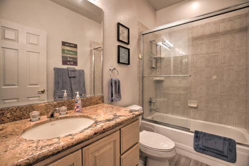 Luxurious Surprise Abode On A Citrus And Horse Ranch!