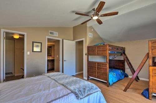 Tempe Golf Retreat With Putting Green And Pool Access!