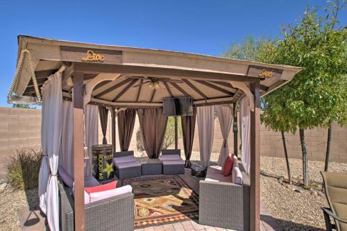 Home With Outdoor Oasis, 4mi To Surprise Stadium