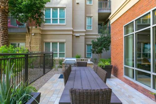 Apartamento Phenomenal 2br/2ba With Pool & Gym By Howard