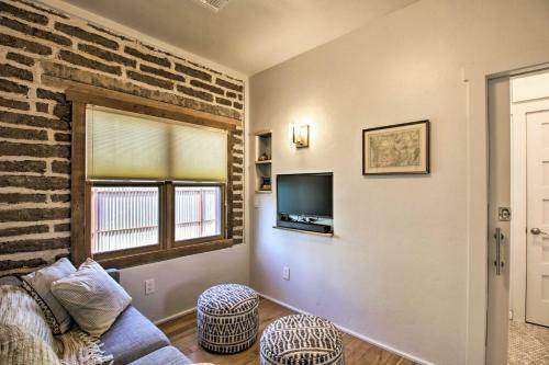 Unique And Historic Abode Explore Downtown Tucson!