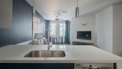 Wanderjaunt - Tempe Luxury Apartments