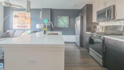 Wanderjaunt - Tempe Luxury Apartments