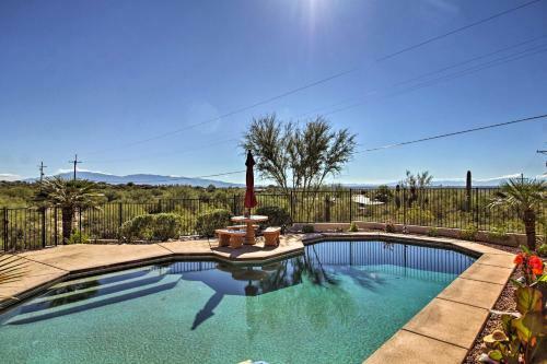 Updated Tucson Home With Panoramic Mtn Views And Pool!