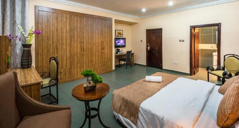 Midindi Hotel