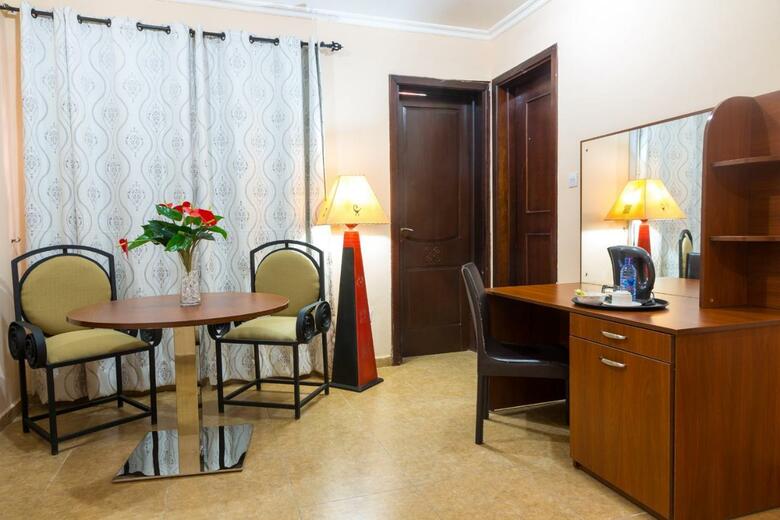 Midindi Hotel