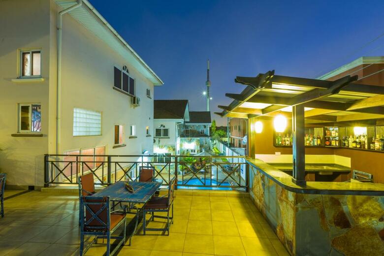Midindi Hotel